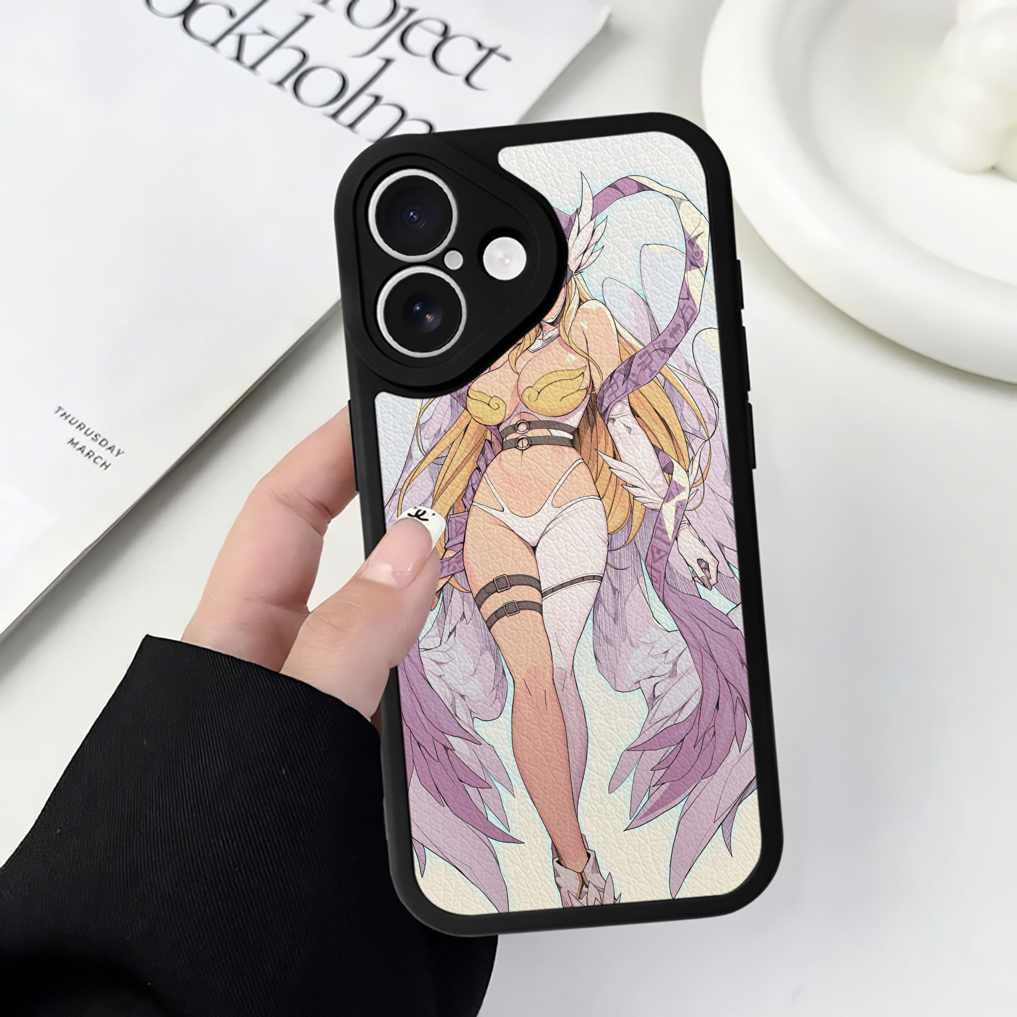 （画像用） Digimon デジタルモンスター/デジモン 【iPhone 16シリーズ対応】シリコンスマホケース（レザー調） 材質：シリコン